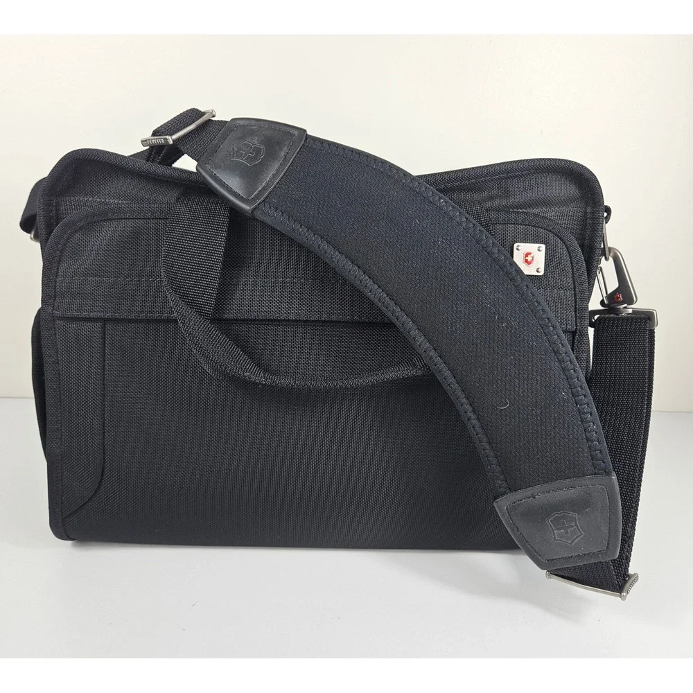 Victorinox Black Ballistic Nylon Briefcase Laptop Messenger Bag 18x11x8